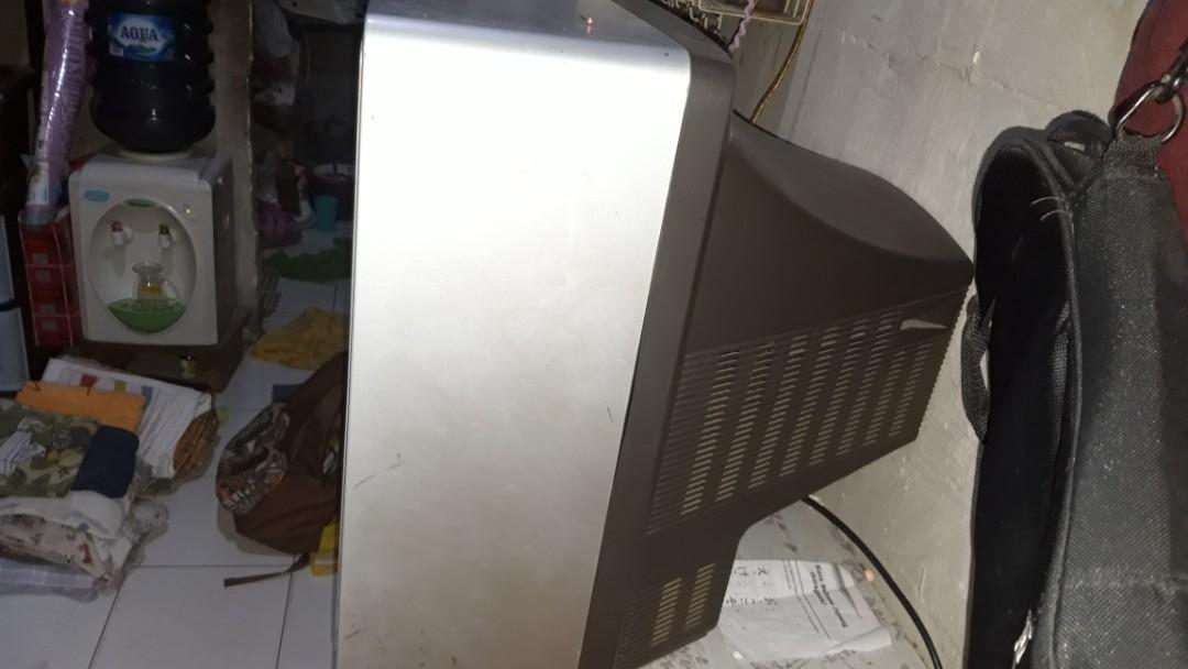 TV SHARP 21 IN JADUL COCOK UNTUK OPREKAN, Elektronik, TV & Perlengkapan