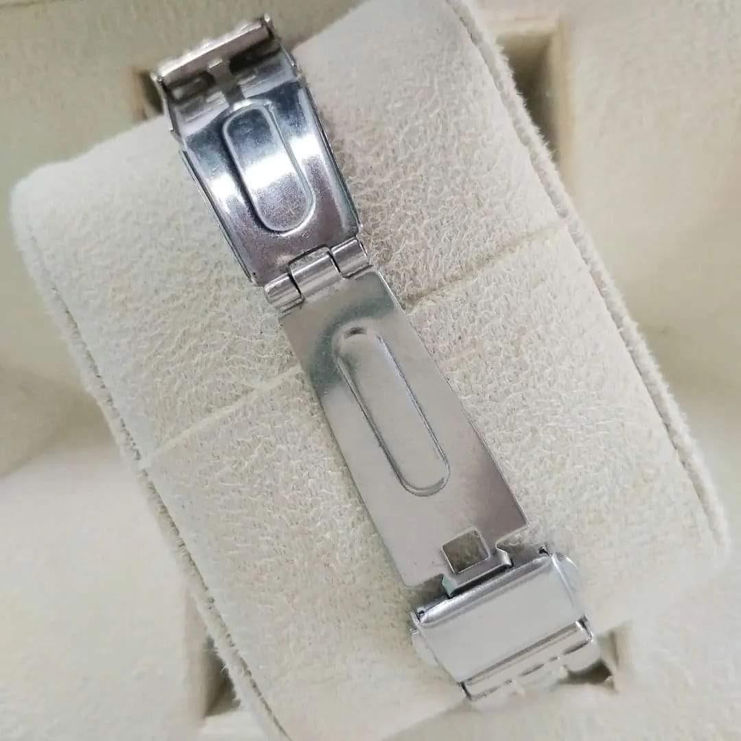 Vintage Two-Toned Cache Brand Metal Watch, Women's Fashion, Watches ...