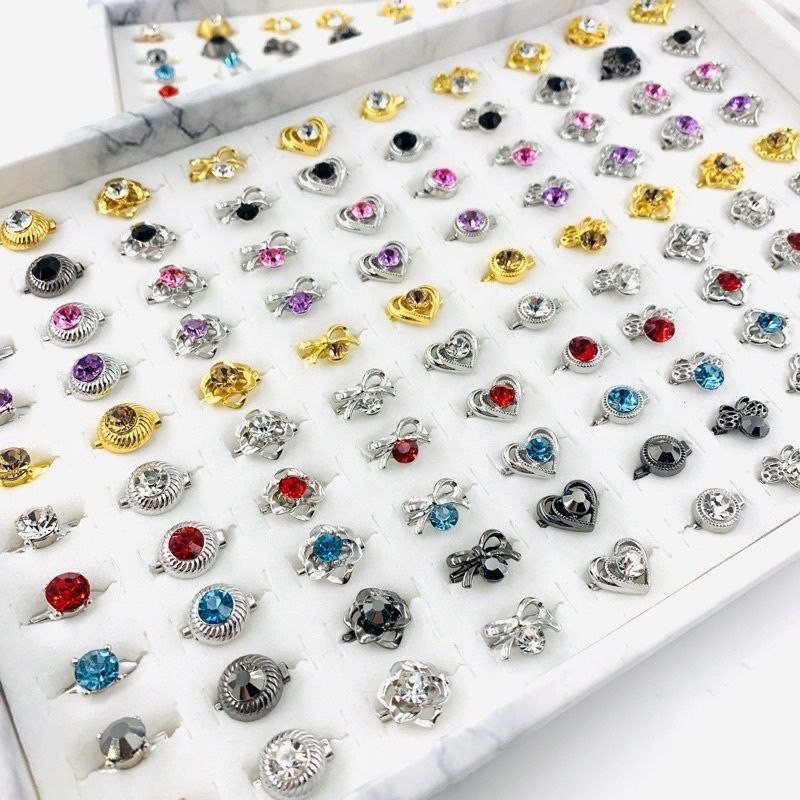 Baby brooch hotsell korea
