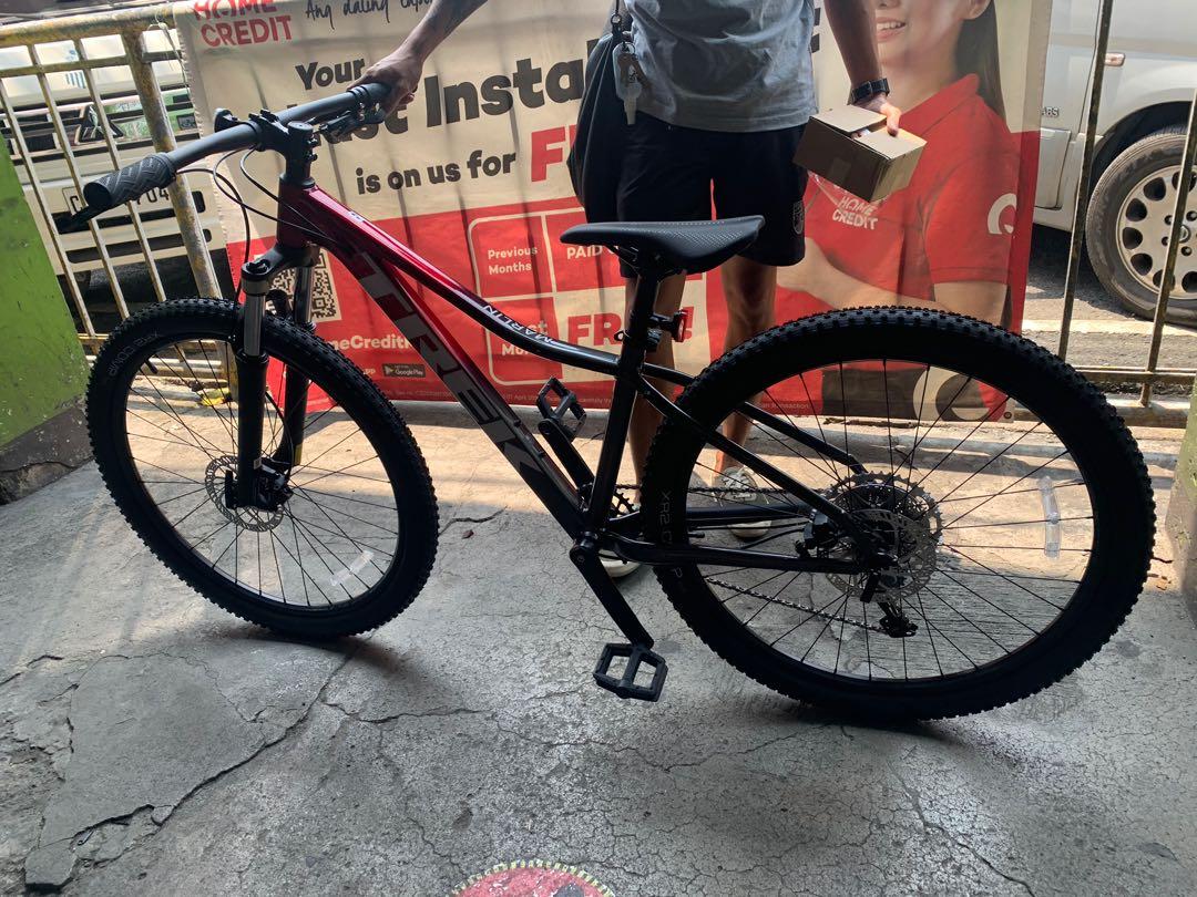 Trek marlin online red and black