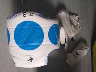 （分類：）位於 。 由 clh.1 提交（商品編號 1143922122，圖片 1）。簡介： 。