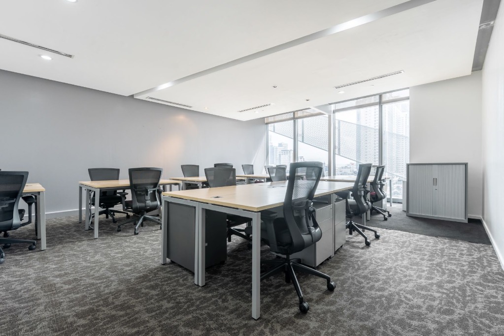 (Category: ) located in . Submitted by regus_official (Listing ID 1140205575, Image 1). Description: .
