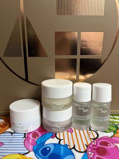 （分類：）位於 。 由 noelelll 提交（商品編號 1143943246，圖片 1）。簡介： 。