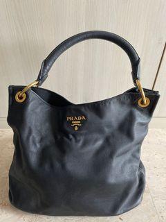 Authentic Prada leather black tote (can fit A4)