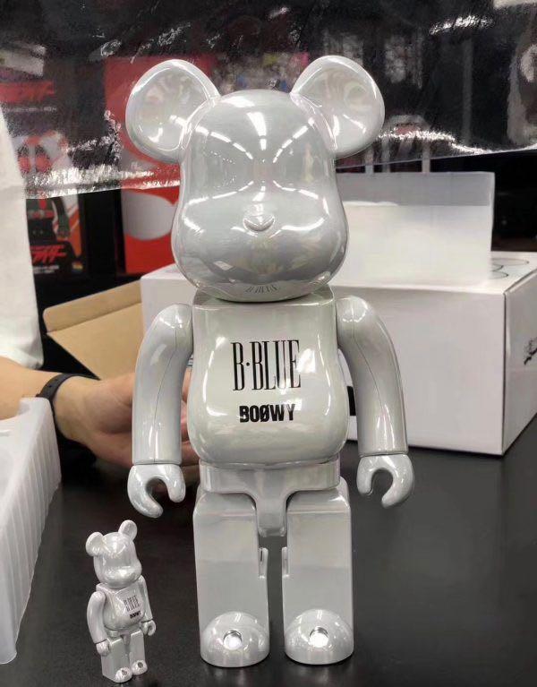 BEARBRICK 400% 100% BOOWY B.BLUE, 興趣及遊戲, 玩具& 遊戲類- Carousell