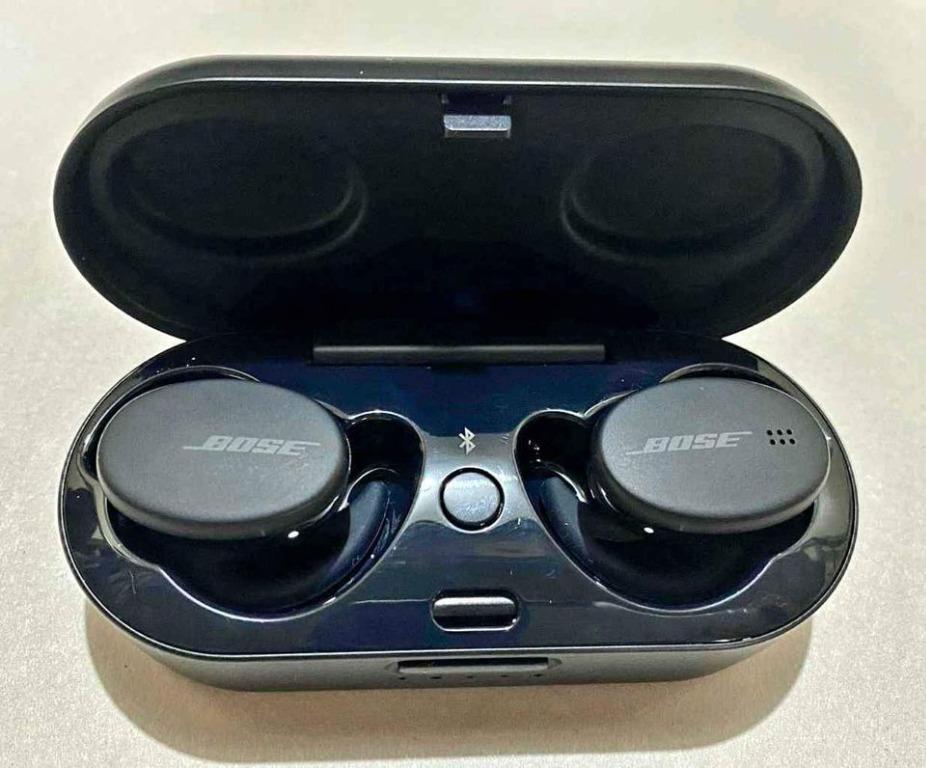 Bose Sport Earbuds (Category: Earphones) located in Manila. Submitted by mikeesonlinestore (Listing ID 1144022138, Image 2). Description: Bose Sport Earbuds **ORIGINAL or double your money back** - Earphones, charging case and cable charger only (NO BOX AND EXTRA BUDS) - Earphones are in excellent condition almost like new and has never been used personally - SRP is 16,900 pesos - Im Selling for 7,000 pesos only! - Pick up at Frapatea Cafe along 