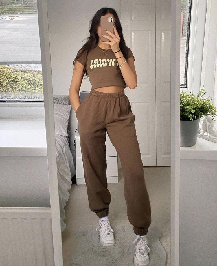 Brandy shop sweatpants outfit