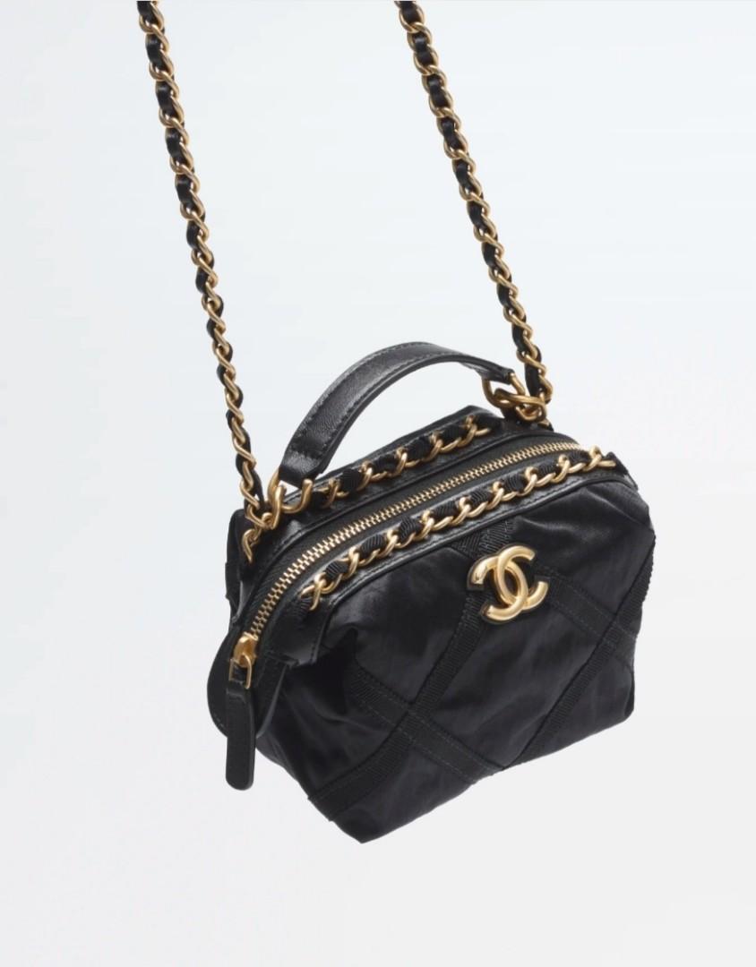 Chanel Clutch with Chain, Luxury, Bags & Wallets on Carousell