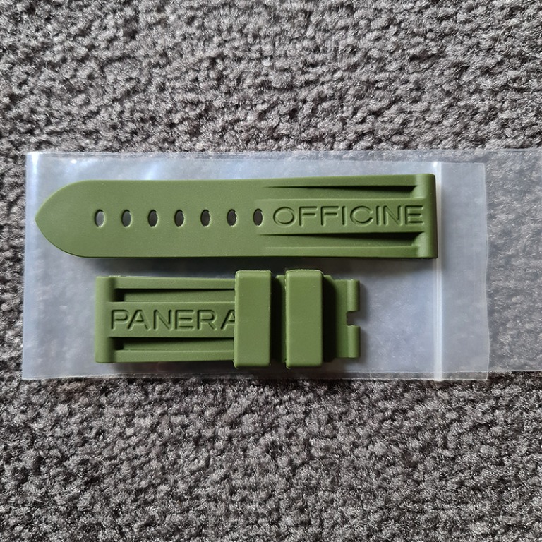 Panerai green sales rubber strap