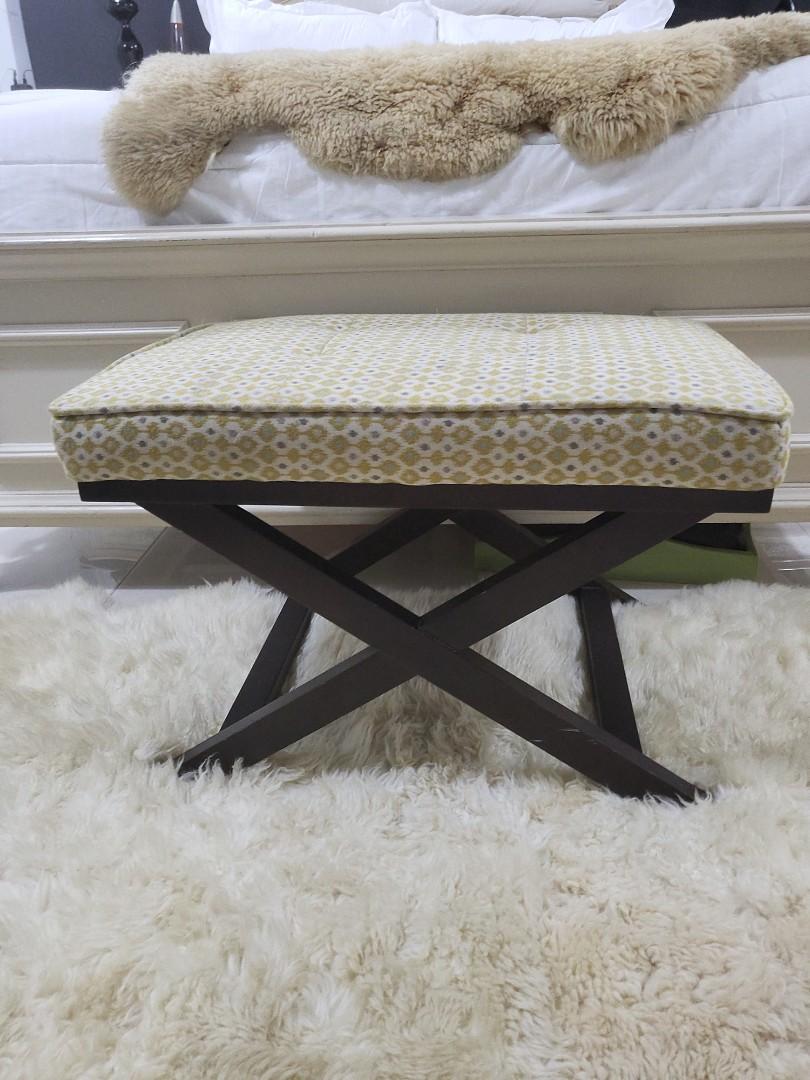 X store leg ottoman