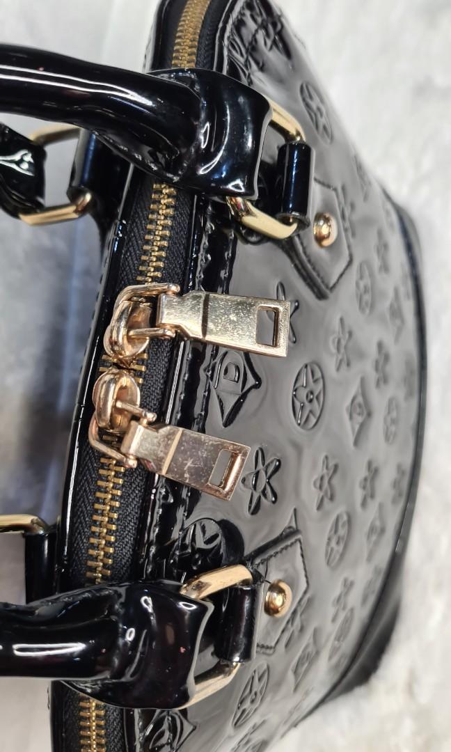 DORIA DORE Handbag