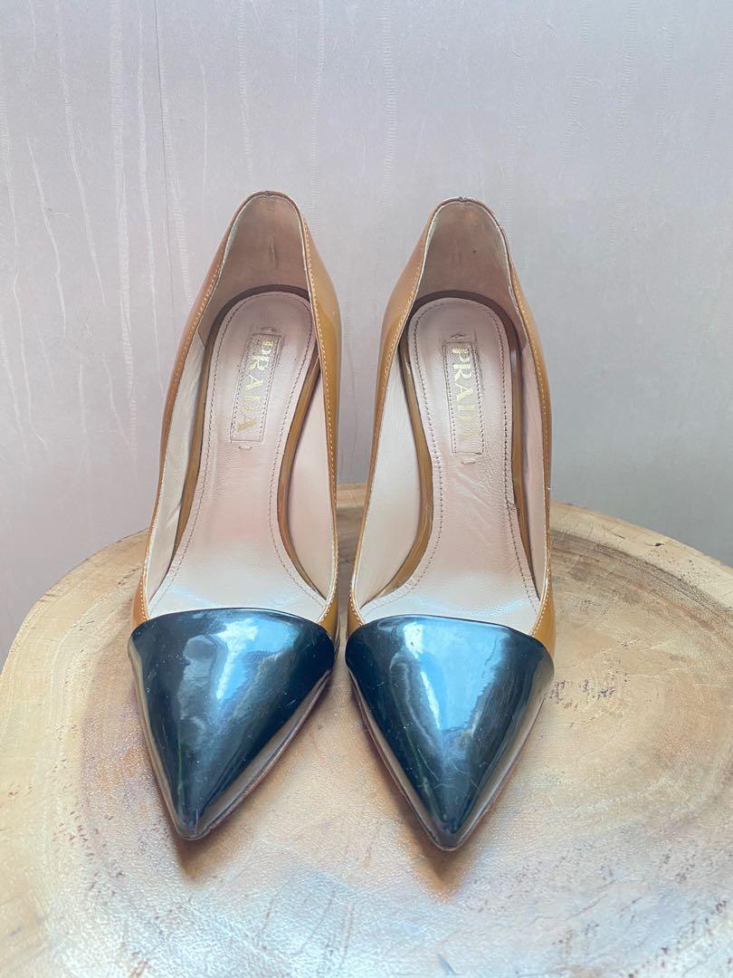 prada heels sale