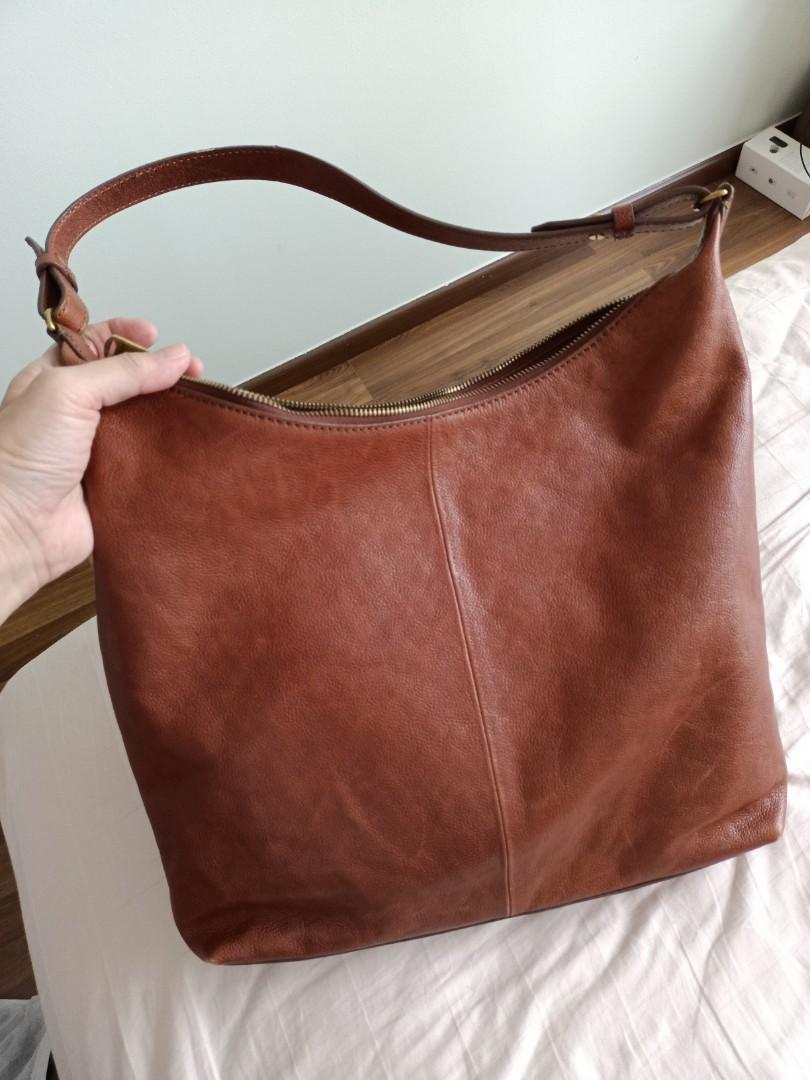 Fossil clearance cleo hobo