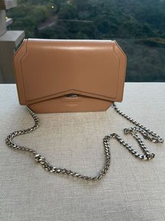 （分類：）位於 。 由 fufu1209 提交（商品編號 1143968894，圖片 1）。簡介： 。