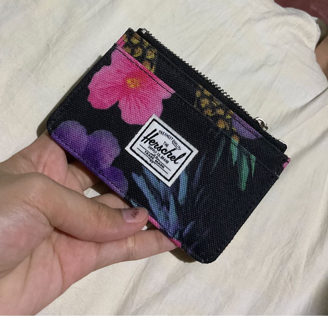 Herschel Oscar Wallet Women S Fashion Bags Wallets Purses Pouches On Carousell