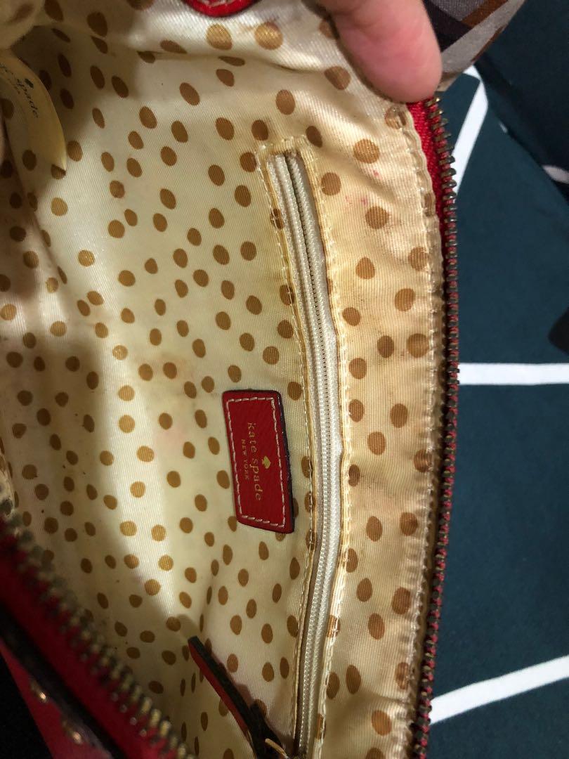 Kate spade (Category: Purses & Pouches) located in Caloocan City. Submitted by patoting (Listing ID 1143943188, Image 2). Description: .