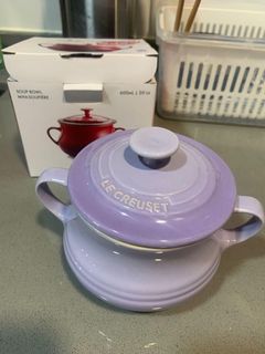 （分類：）位於 。 由 Le_Creuset 提交（商品編號 1143940916，圖片 1）。簡介： 。