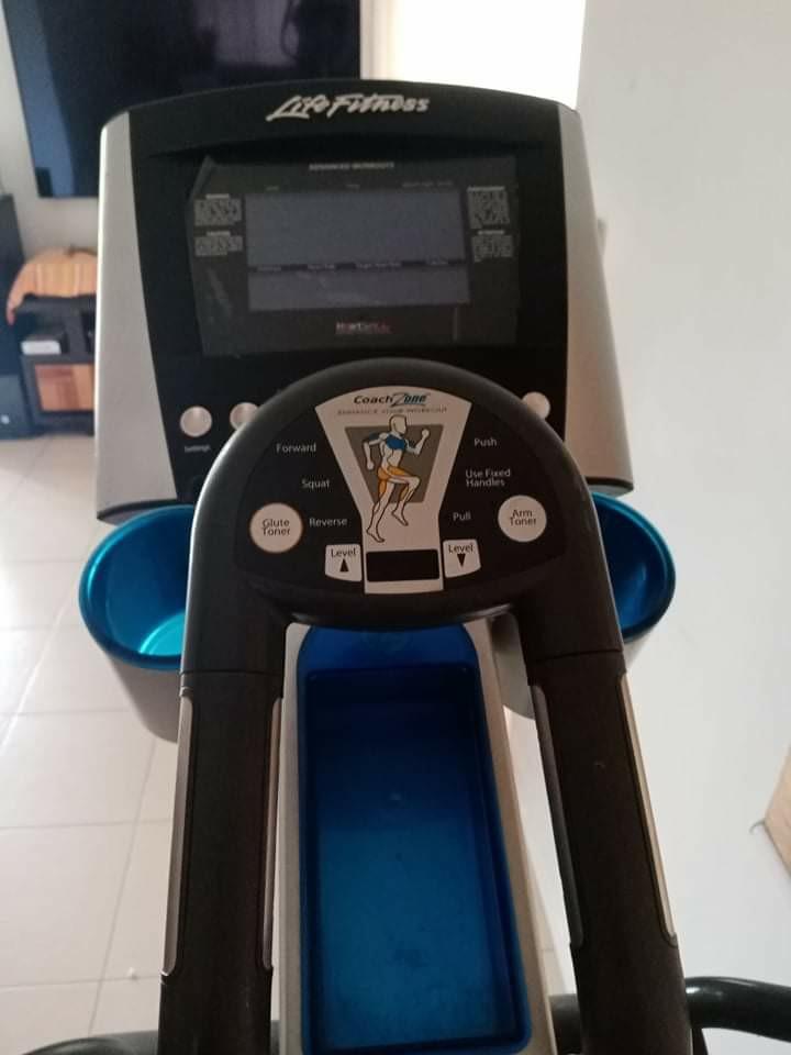 Life Fitness x7 elliptical bike, Sports Equipment, Exercise & Fitness