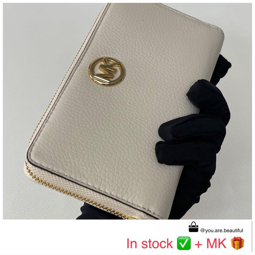 fulton pebbled leather smartphone wristlet