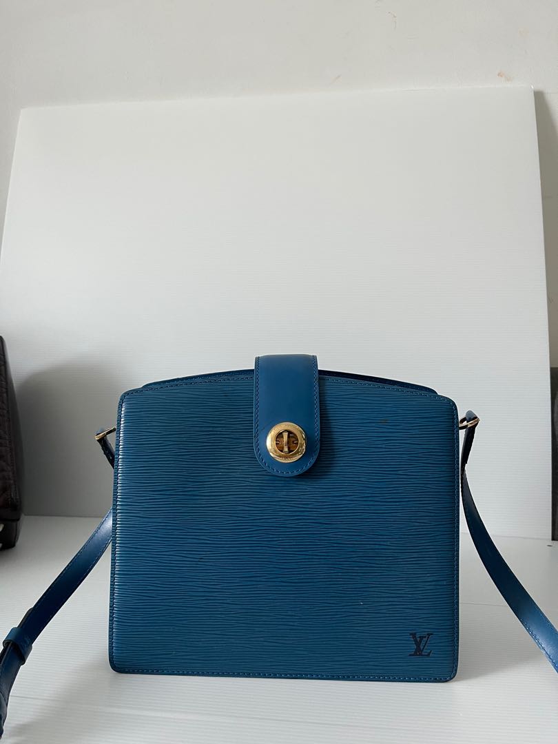 Louis Vuitton Toledo Blue Epi Leather CAPUCINES Shoulder Bag