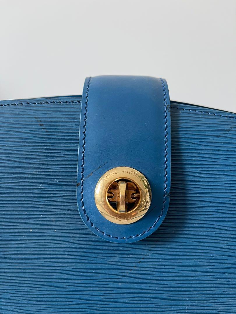 Louis Vuitton Toledo Blue Epi Leather CAPUCINES Shoulder Bag