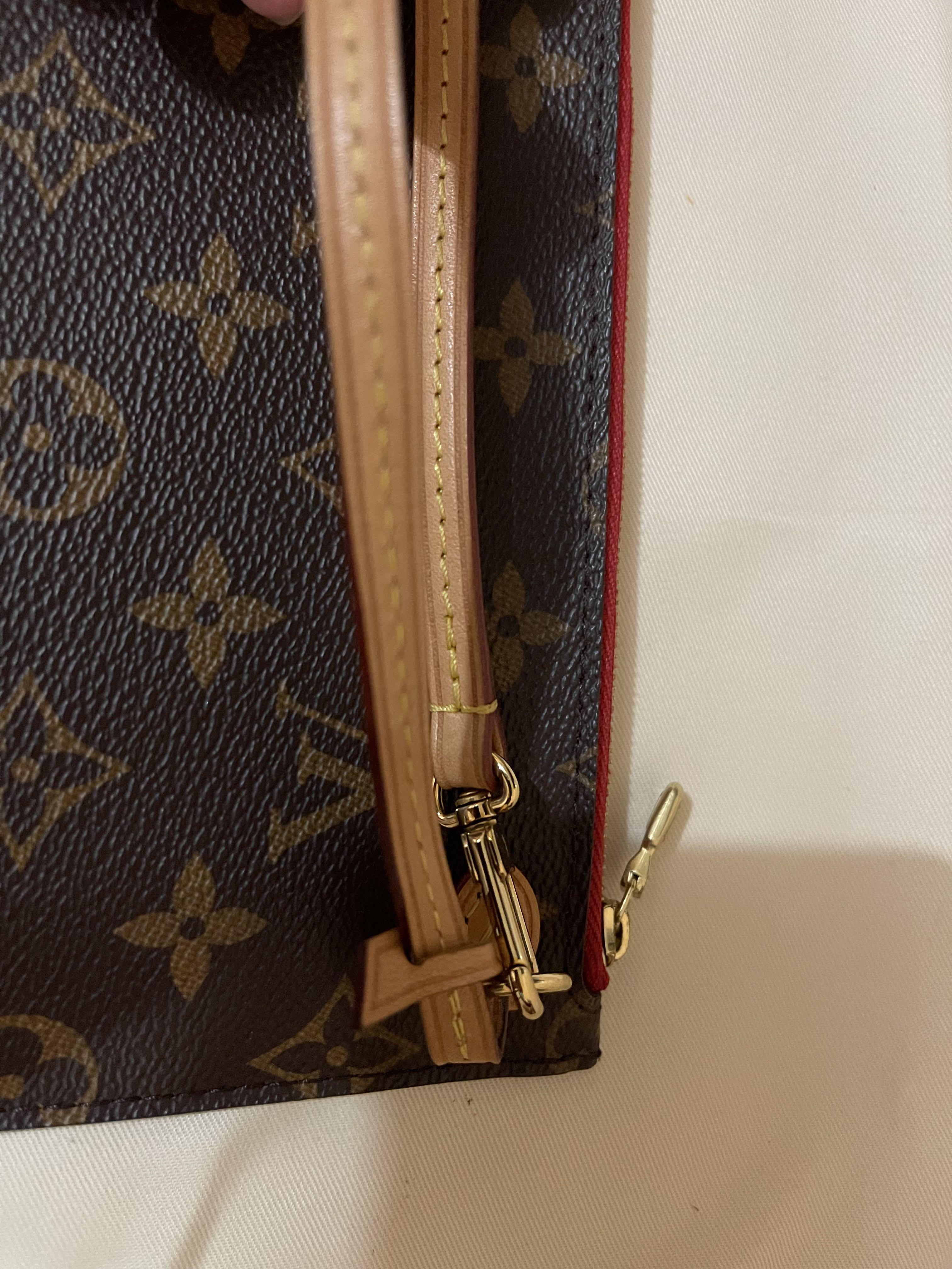 Louis Vuitton Red Monogram Canvas Neverfull Pouch MM QJBJYP5VRA013