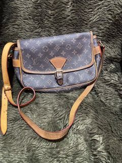 (Category: ) located in . Submitted by miamorpreloved (Listing ID 1143921843, Image 1). Description: .