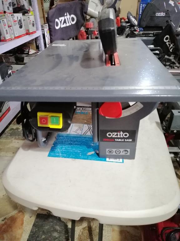 Ozito Table Saw 800w, Commercial & Industrial, Construction Tools