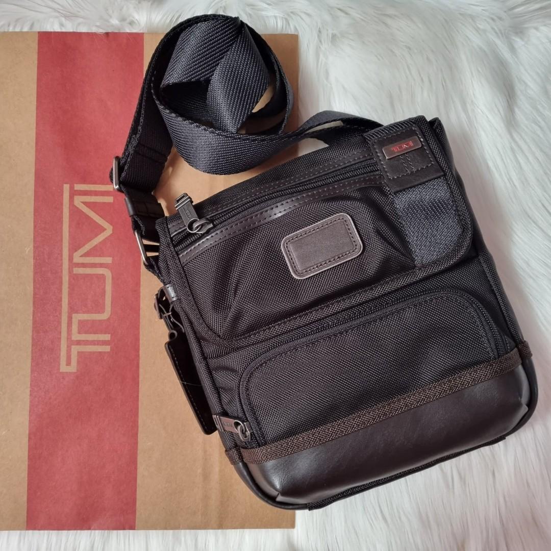 Tumi best sale kerby crossbody