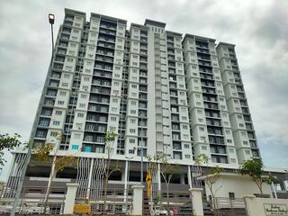 (Category: ) located in . Submitted by b_boy99 (Listing ID 1143890164, Image 1). Description: .