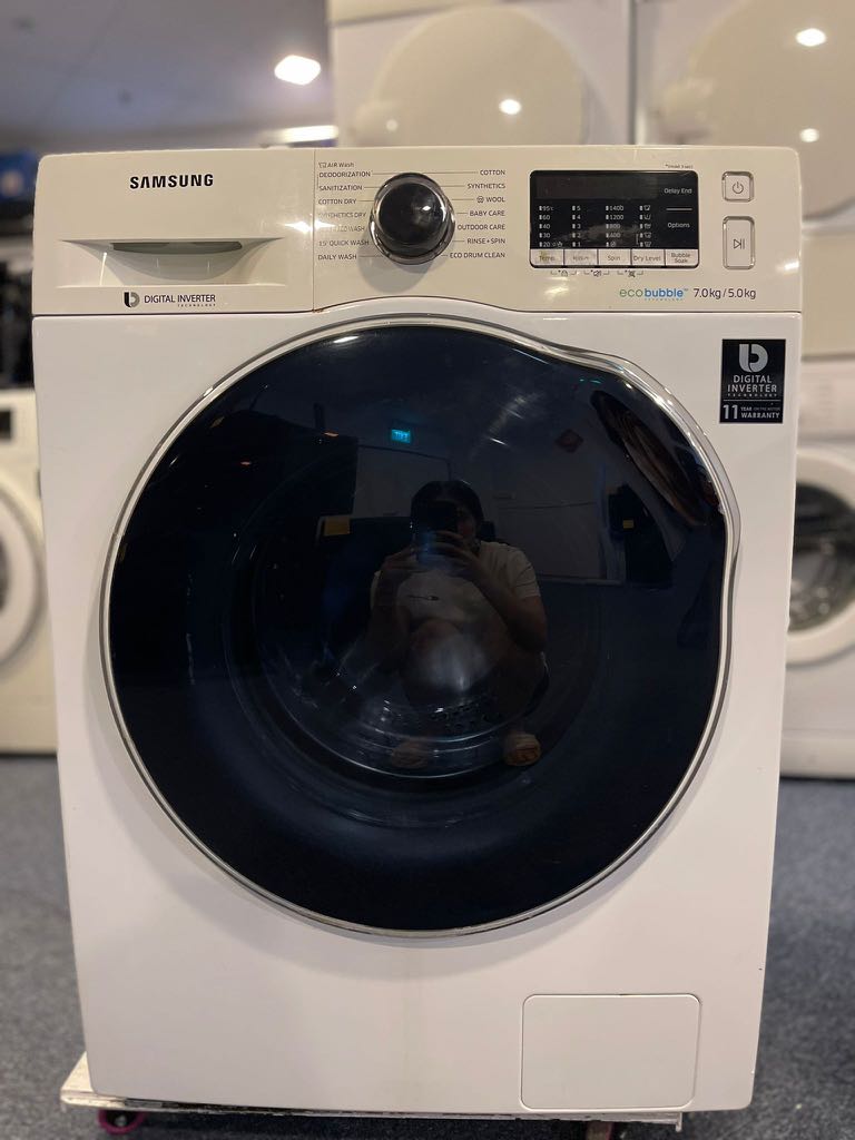 Samsung 7kg washer & store 5kg dryer wd70j5410aw