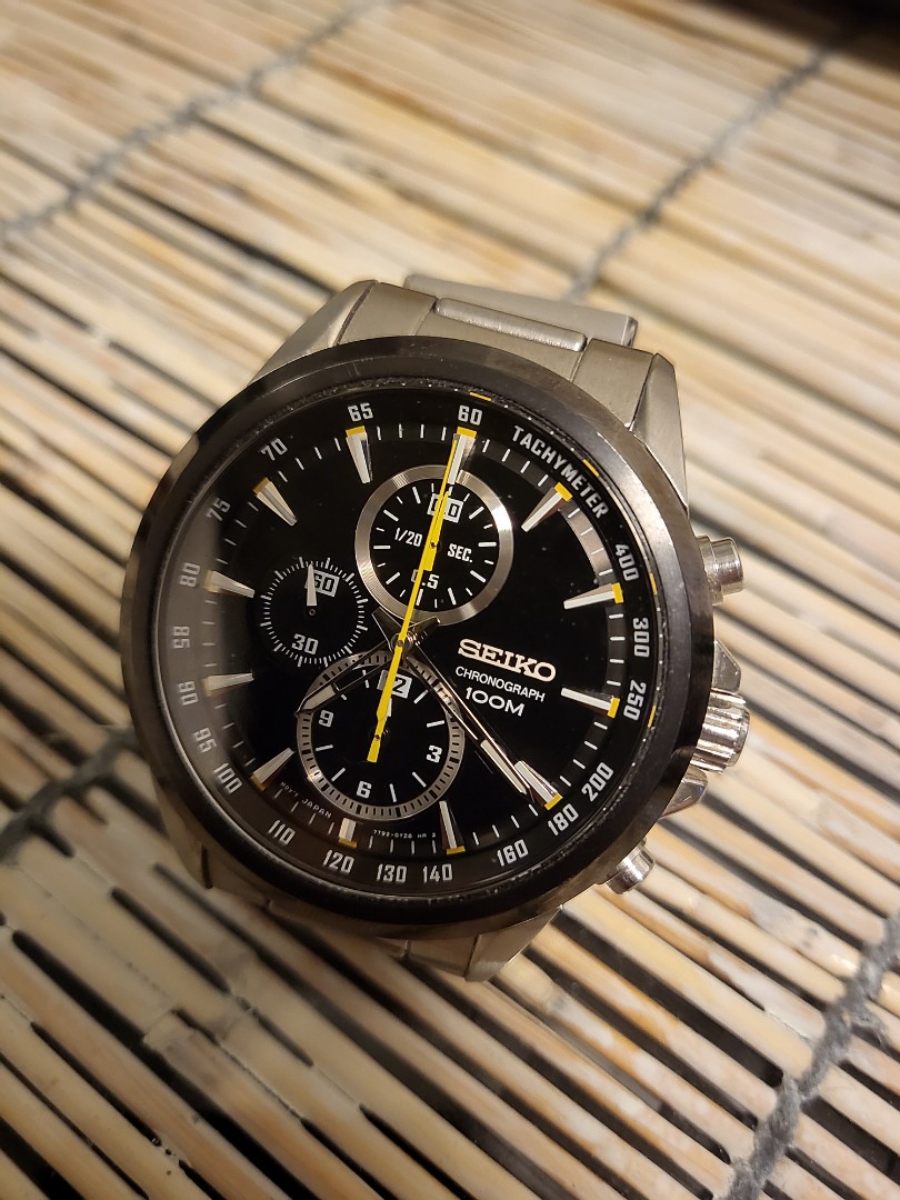 Seiko chronograph Tachymeter with SPORTY yellow details, Luxury, Watches on  Carousell