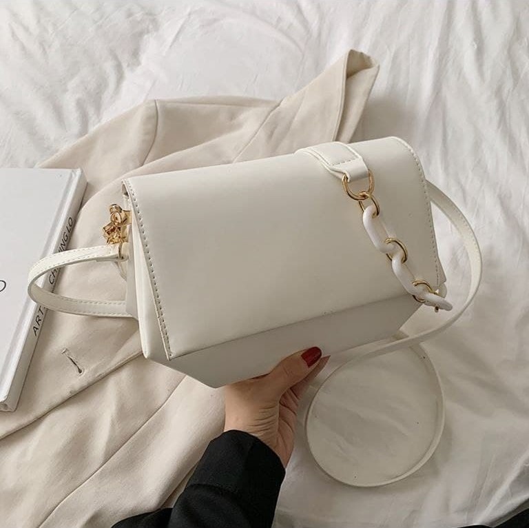 Aesthetic shoulder bag hotsell