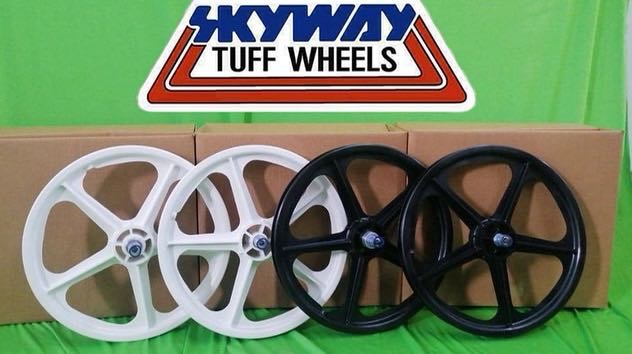 Adesivo Vinile Skyway – Logo Old School Tuff Wheels Per Bici BMX