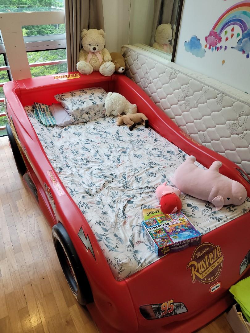 Lightning mcqueen cheap bunk bed