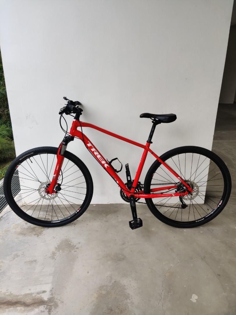 TREK D.S 8.4 (size M), Sports Equipment 