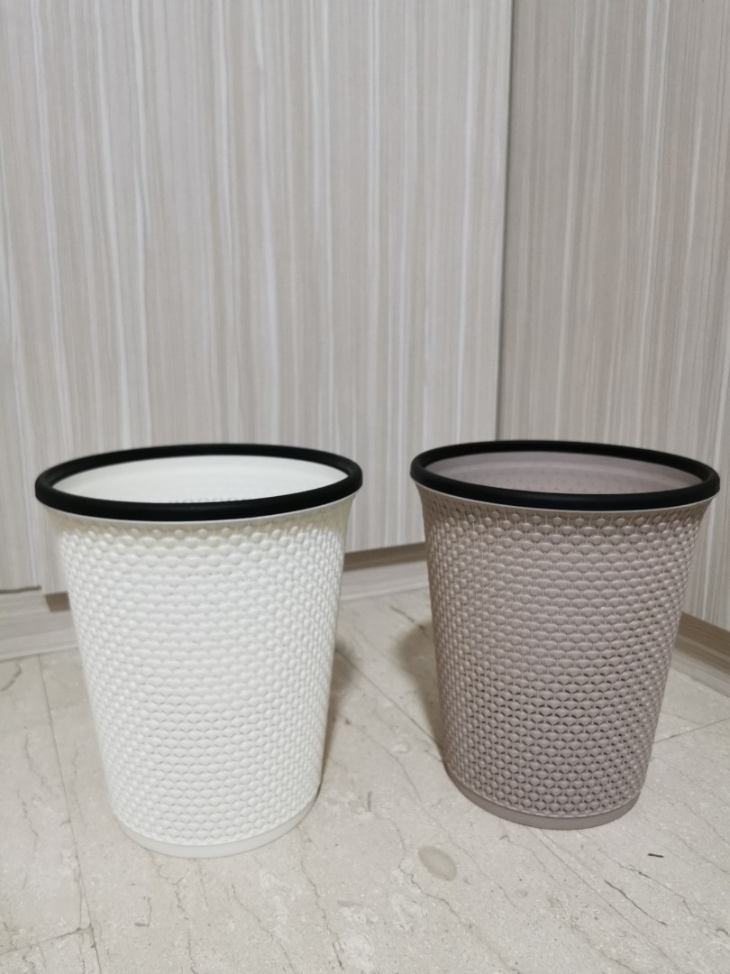 Waste paper basket trash rubbish bin, Furniture & Home Living, Cleaning