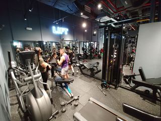(Category: ) located in . Submitted by HUSTLEFITNESSSOLUTION (Listing ID 1144104464, Image 1). Description: .