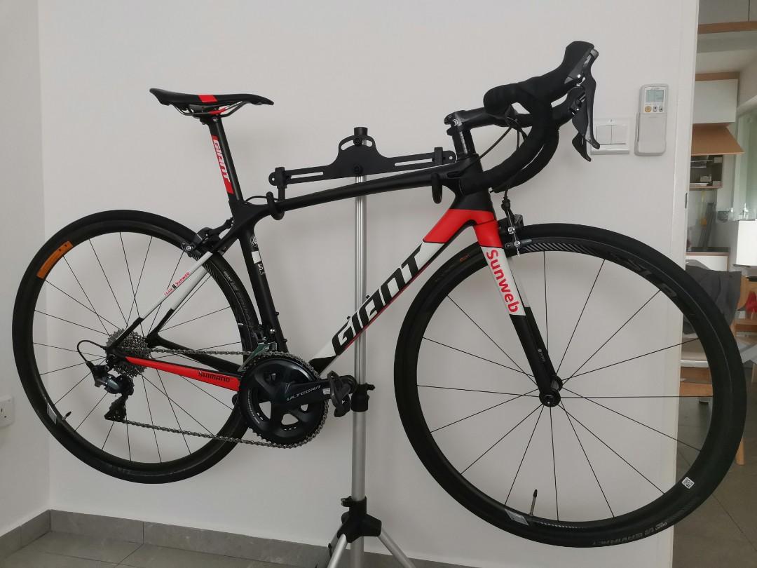 Giant tcr advanced hotsell pro team 2018