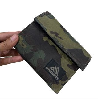 (Category: ) located in . Submitted by 97_thriftclothing (Listing ID 1144090456, Image 1). Description: .