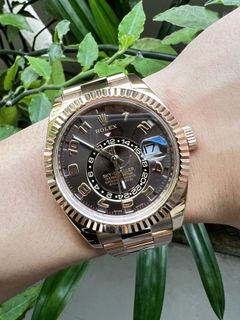 Chocolate face sky dweller outlet