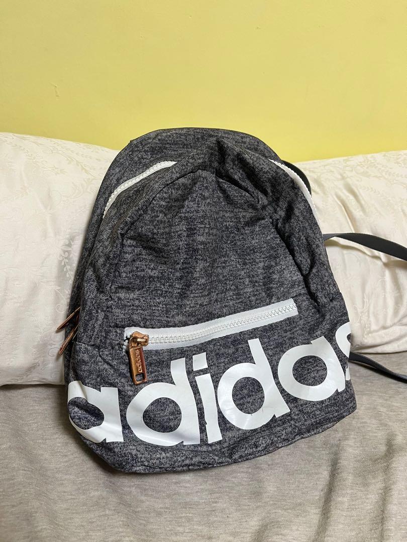 adidas backpack grey and rose gold Alliance Sackpack Drawstring for Sports, Small Gym Bag, Jersey Onix Grey/Rose Gold/2, OSFA he main compartment makes dedicated space for your laptop adidas Primetime Backpack | Putty