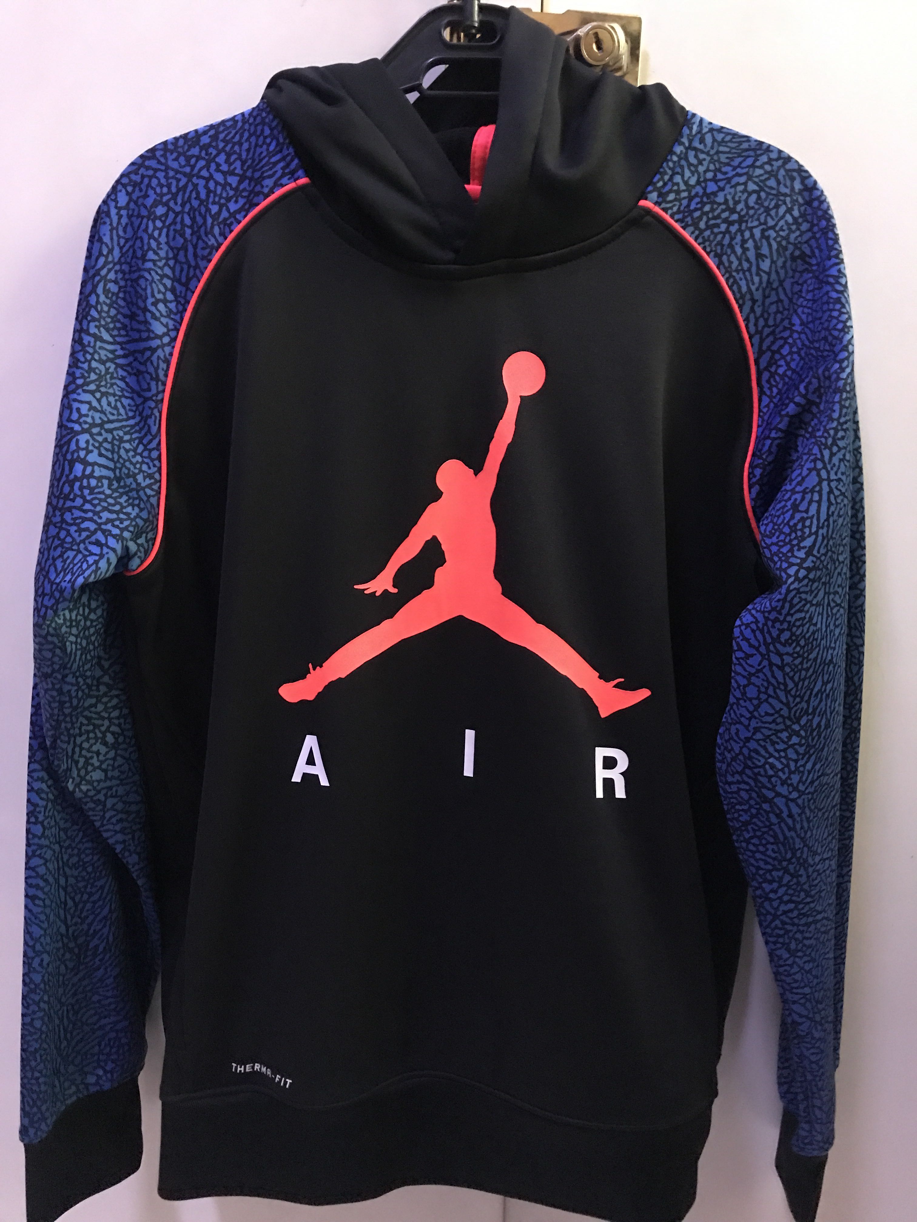 Therma sale fit jordan