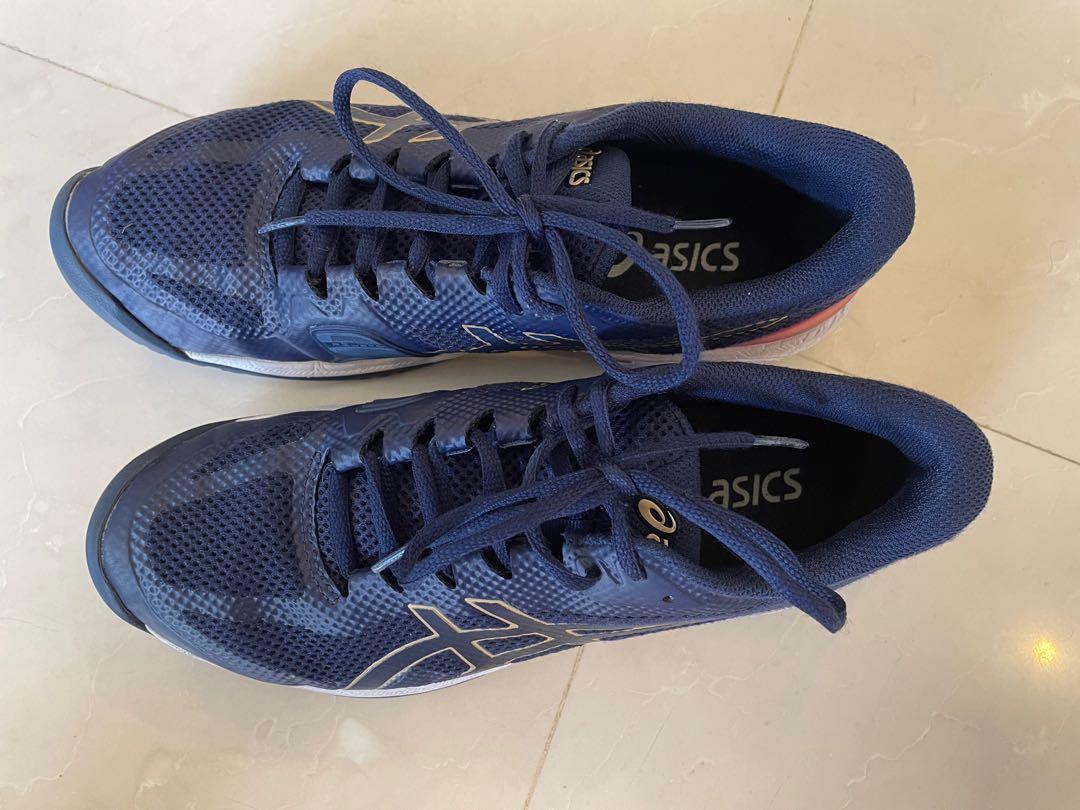 asics tennis trainers