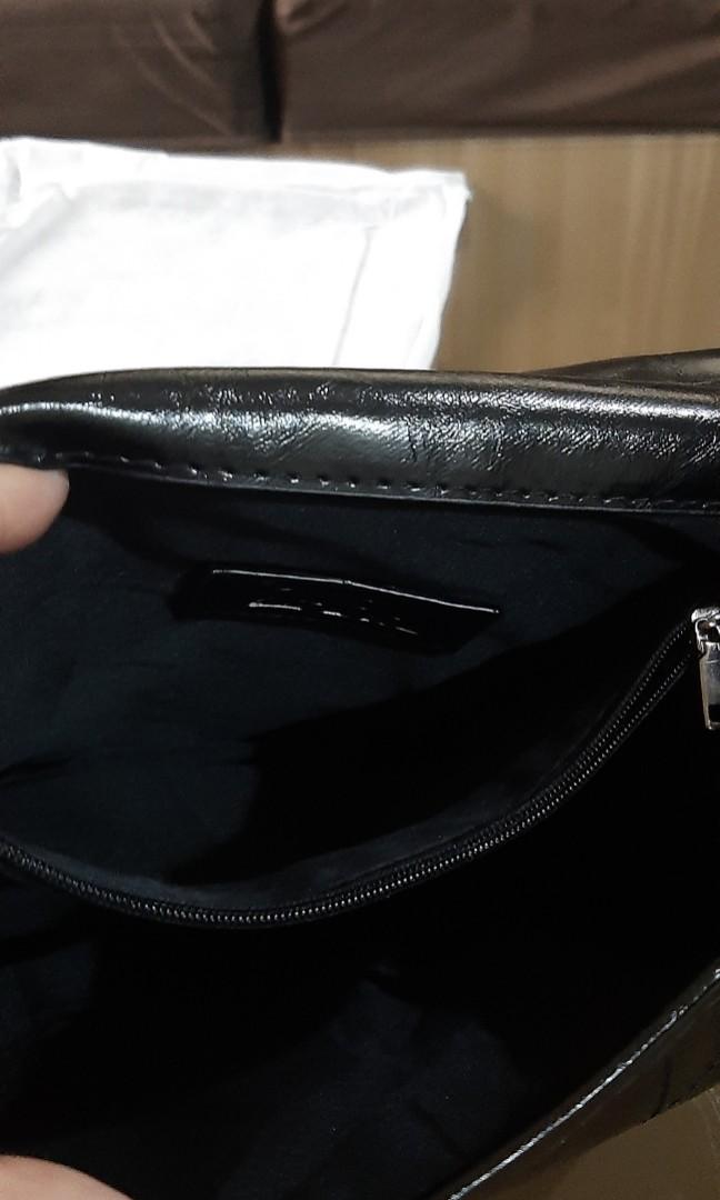 Authentic Zara Rocker Soft Bag, Women's Fashion, Bags & Wallets, Cross