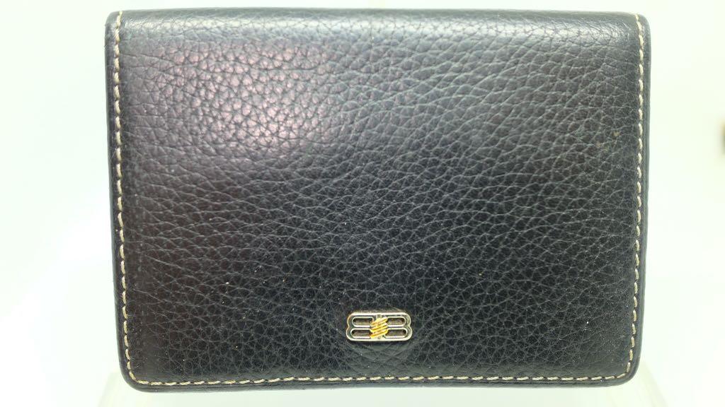 Balenciaga Coinholder (Category: Luxury Bags & Wallets) located in Baguio. Submitted by greatdealfinder (Listing ID 1144115596, Image 1). Description: Balenciaga coinholder in black very nice and clean bottom can hold cards few loose bills.
