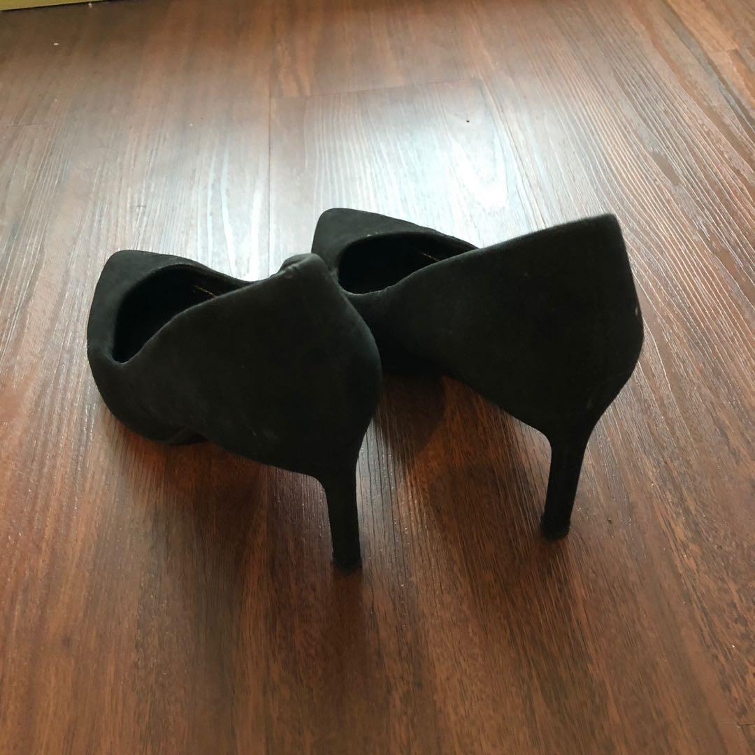 Bershka Black Velvet Heels Stiletto 