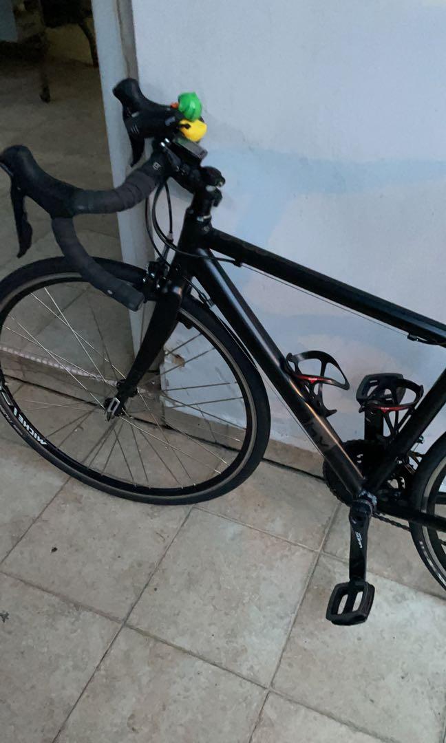 Brand X road bike, Sports Equipment, Bicycles & Parts, Bicycles on Carousell