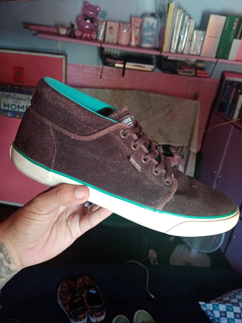 converse medium cut