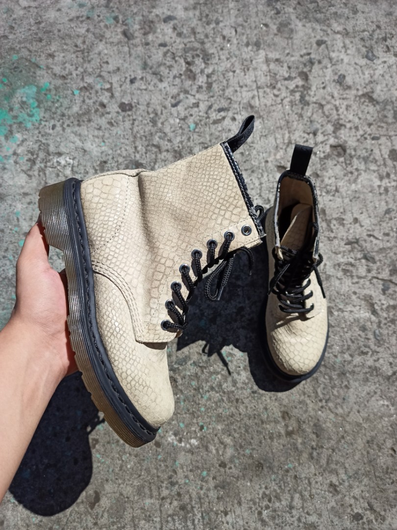 Dr martens snake online